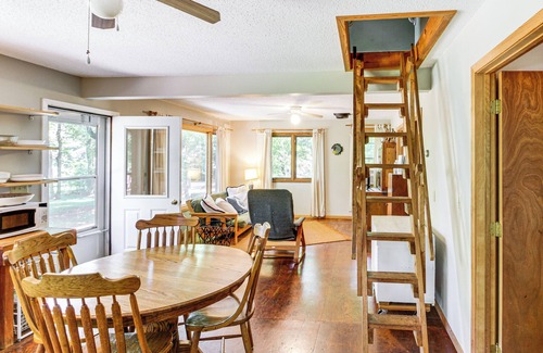 Clitherall Cabin | Lakeside Getaway w/Dock: West Battle Lake Cabin