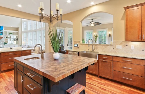 Maxwell House | Lakeside Living - Endless Paved Walking Trails