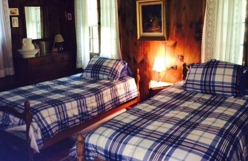 Harrisville Cottage | Lakeside Lodge with Rock Fireplace