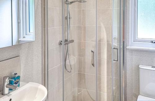 Sturton By Stow Resort | Lakeside Luxury Lodges