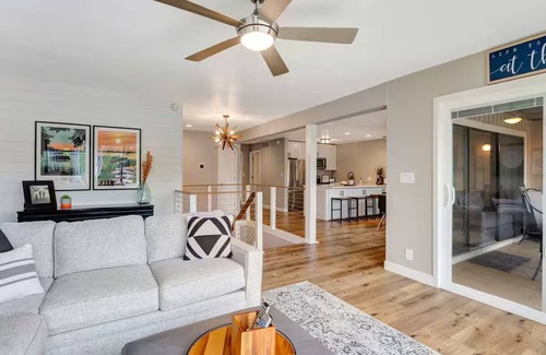 Lake Ozark Condo | Lakeside Retreat at Magical Lake of the Ozarks