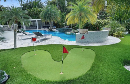 Lazy Lake House | Lakeview 1 Acre, Tropical Pool, 10min Beach! Kayak, Pond, Spa - Fort Lauderdale