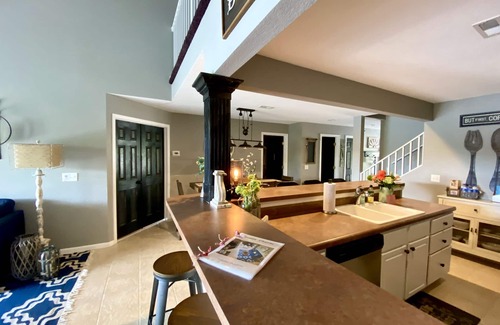 Kaiser Condo | Lakeview 4 bdrm/3bath/Conveniently located to most attractions/private boat slip