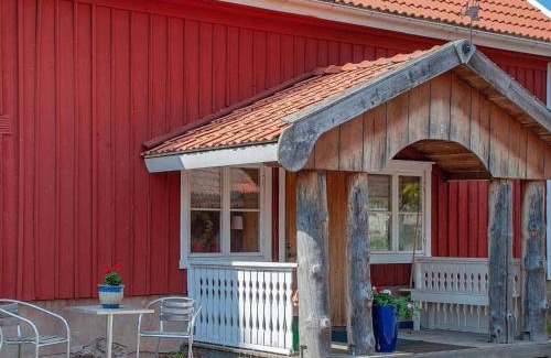 Granna House | Lakeview Cottage Retreat-By Traum
