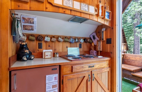 Ridgewood House | Lakeview Guest House in Carnelian Bay