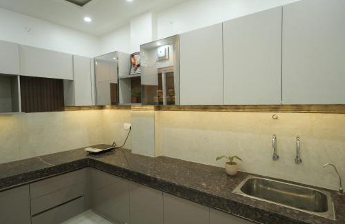 Allahabad Apartment | Lalit Villa Luxury Apartments