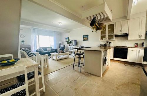 Still Bay Apartment | LaMer No 5