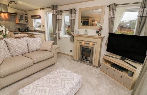 South Lakeland Leisure Village Cottage | LANCASTER LODGE, pet friendly in South Lakeland Leisure Village