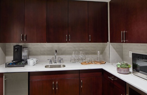 Lancaster Hotel | Lancaster Marriott at Penn Square