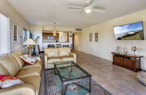 Sunset Beach Condo | Land's End 207 building 11 Amazing beach front, loaded with amenities!