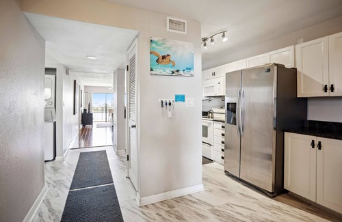 Sunset Beach Condo | Land's End 303 Bldg 5~ Unique Water Views, Pool