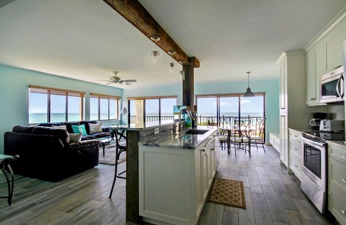 Sunset Beach Condo | Land's End 401 building 7 Top Floor, fully updated with awesome Gulf view!