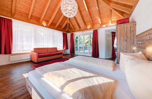 Haeusern Hotel | Landgasthof zum Dorfkrug