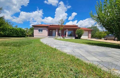 Trn House | Landhaus Olive