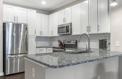 Chapel Hill Apartment | Landing at Blu on Farrington - 1 Bedroom in Woodland Acres