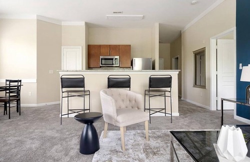 Paw Creek Apartment | Landing at Celsius - 2 Bedrooms in Wedgewood