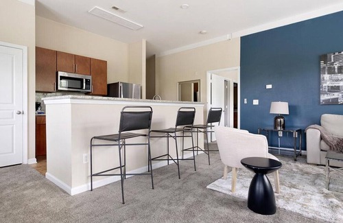 Paw Creek Apartment | Landing at Celsius - 2 Bedrooms in Wedgewood