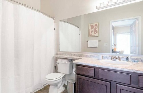 Jamestown Apartment | Landing at Crowne at James Landing Apartments - 1 Bedroom in Downtown High Point