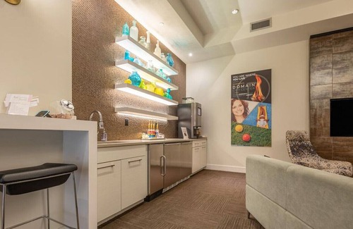 Lenexa Apartment | Landing at Domain at City Center - 1 Bedroom in Downtown Lenexa