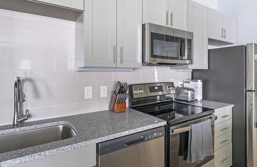 Conroe Apartment | Landing at Flats at Hooper Hill - 1 Bedroom in .