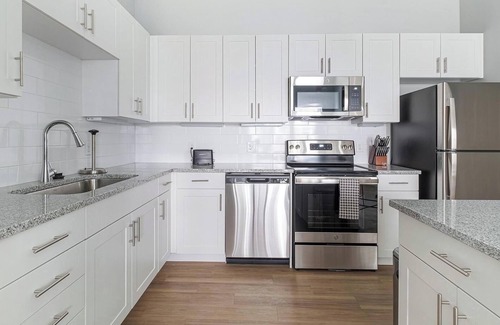 Conroe Apartment | Landing at Flats at Hooper Hill - 1 Bedroom in .