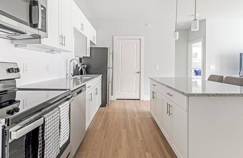 Conroe Apartment | Landing at Flats at Hooper Hill - 2 Bedrooms in.