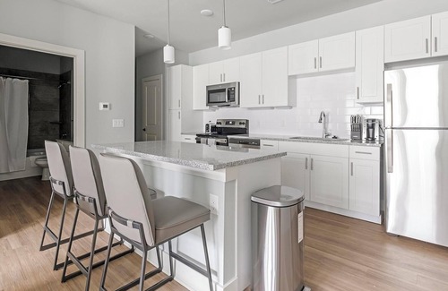 Conroe Apartment | Landing at Flats at Hooper Hill - 2 Bedrooms in.