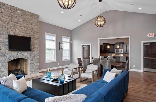 Lexington Apartment | Landing at Forty 57 Apartment Homes - 1 Bedroom in Downtown Lexington