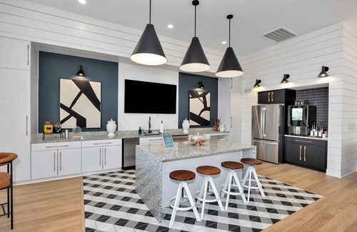 Athens Apartment | Landing at Gateway Village at Swan Creek - 3 Bedrooms in Athens