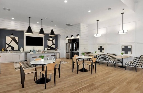 Athens Apartment | Landing at Gateway Village at Swan Creek - 3 Bedrooms in Athens