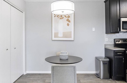 Lewis Center Apartment | Landing at Lake Club at Polaris - 1 Bedroom in Downtown Columbus