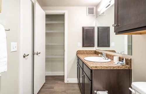 Powdersville Apartment | Landing at Pointe at Greenville - 1 Bedroom in Powdersville