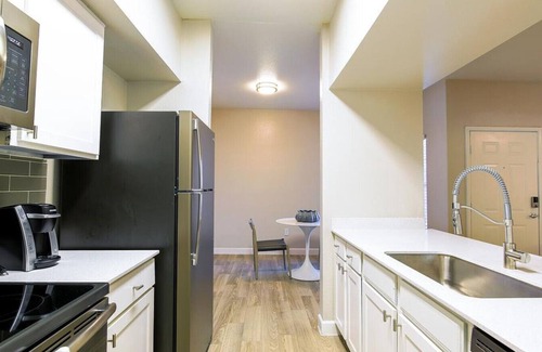 Rhodes Ranch Apartment | Landing at Portola on Russell - 1 Bedroom in Rhodes Ranch