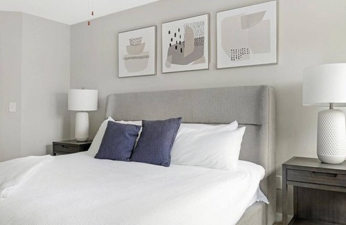 Lithonia Apartment | Landing at Retreat at Stonecrest - 1 Bedroom in Downtown Lithonia