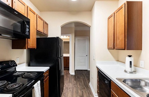 Goose Creek Apartment | Landing at St. James at Goose Creek Apartment Homes - 1 Bedroom in Downtown Goose Creek
