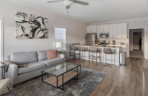 Huntsville Apartment | Landing at The Cottages at Oak Grove Dairy - 2 .