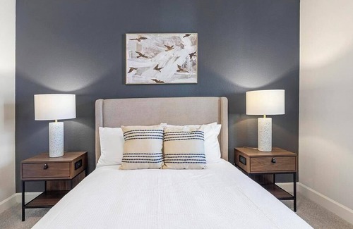 Cary Apartment | Landing at The Crowne at Cary Park - 2 Bedrooms in Cary Park