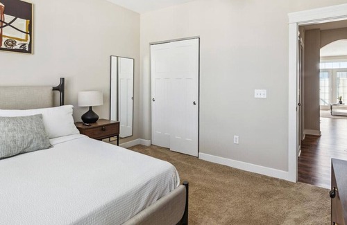 Fishers Apartment | Landing at The District at Saxony II - 1 Bedroom in Saxony Village