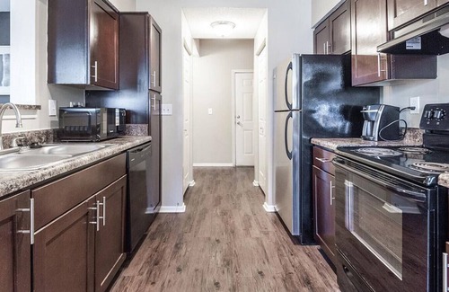 Germantown Apartment | Landing at The Grove at Germantown - 1 Bedroom in Hunters Run
