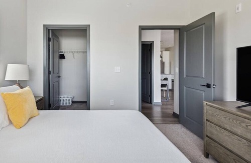 Valley Apartment | Landing at The Harbor at Valley Shores - 1 Bedroom in Downtown Valley