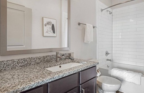 Mobile Apartment | Landing at Yester Oaks - 2 Bedrooms in West Mobile