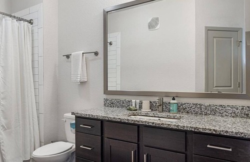 Mobile Apartment | Landing at Yester Oaks - 2 Bedrooms in West Mobile