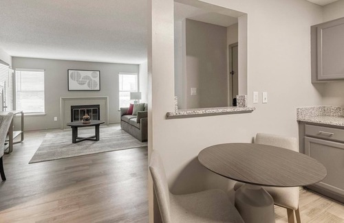Huntsville Apartment | Landing | Beautiful 1BD, Clubhouse, Gym
