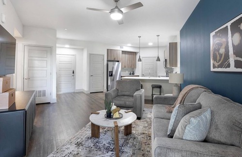 Camelback East Apartment | Landing | Beautiful 1BD, Gym, Clubhouse