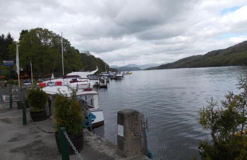 Lakeside House | Landing Cottage Guest House