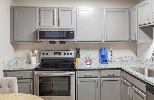 Huntsville Apartment | Landing | Incredible 1BD, Pool, Gym