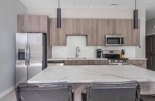 Civil Rights Historic District Apartment | Landing | Modern 2BD in Fountain Heights