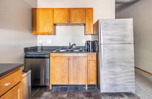 Leavenworth Apartment | Landing | Stunning 1BD, Courtyard