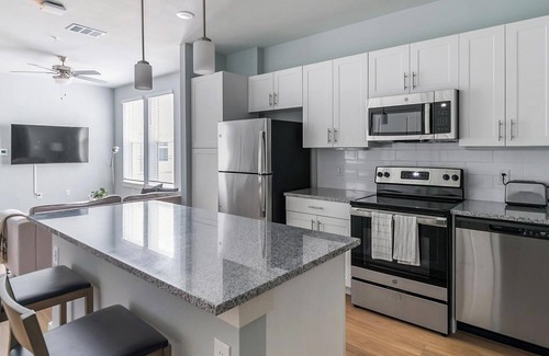 Conroe Apartment | Landing | Stunning 1BD, Clubhouse, Game Room