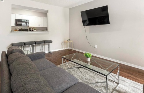 Cordova Apartment | Landing | Stunning 2BD, Game Room, Gym